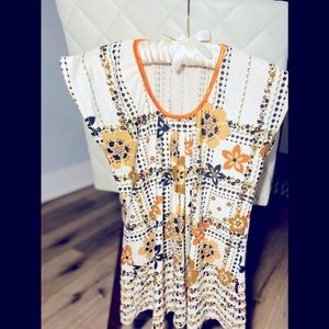 109’F vintage style top